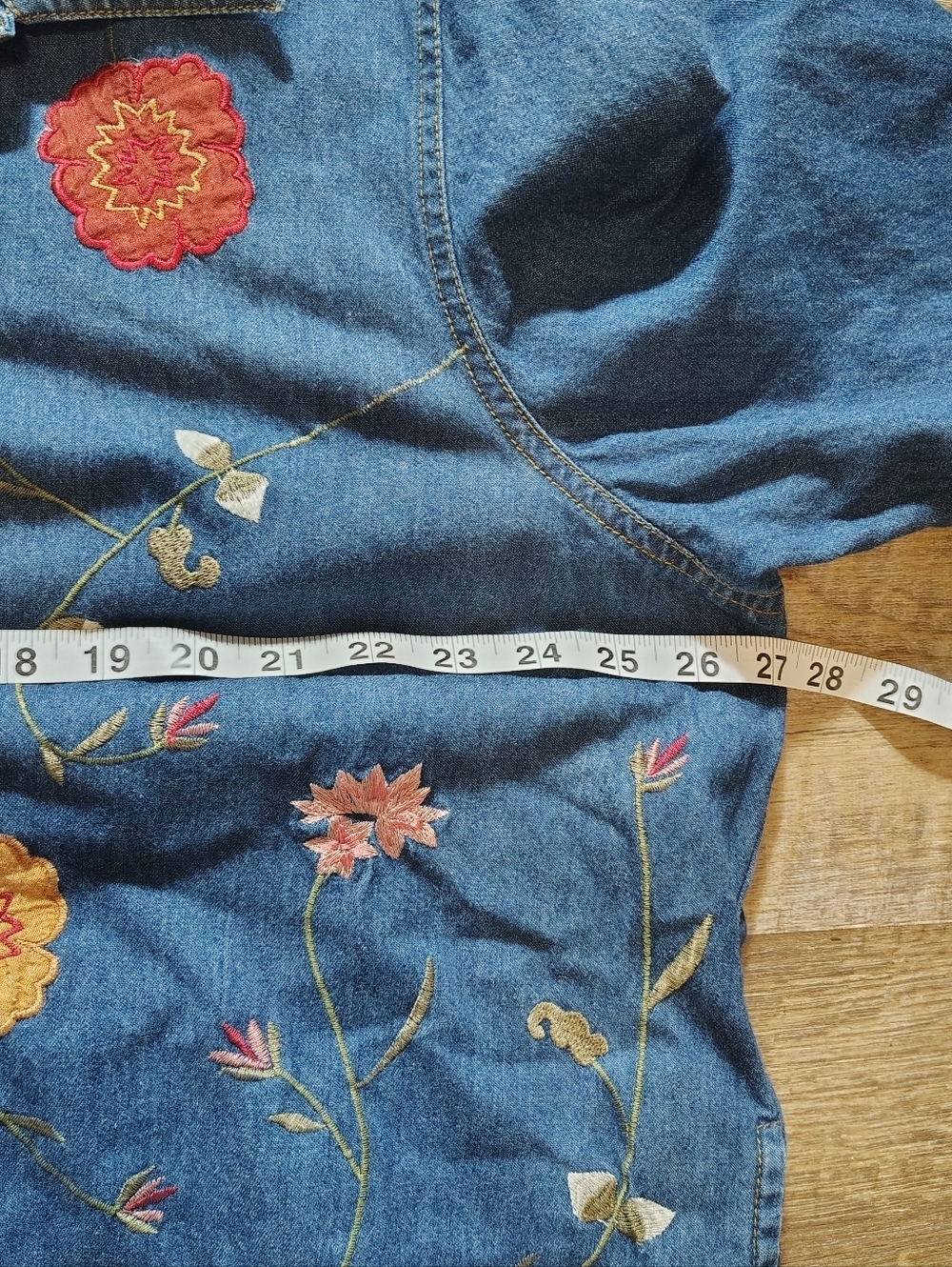 Vintage Embroidered Denim Shirt Jacket Womens 2X Floral Button Front Boho Folk - Picture 12 of 12